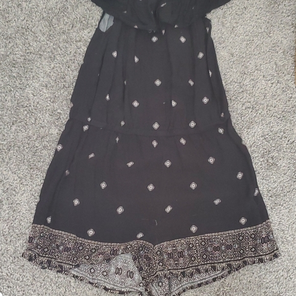 Off shoulder romper - Picture 2 of 4